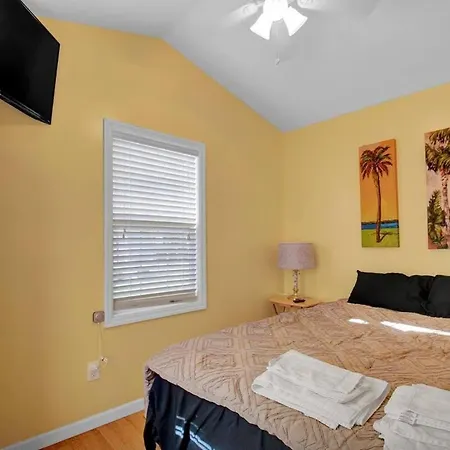 Surf City 2Br Model Home With Pool And Boat Ramp Access Exterior photo