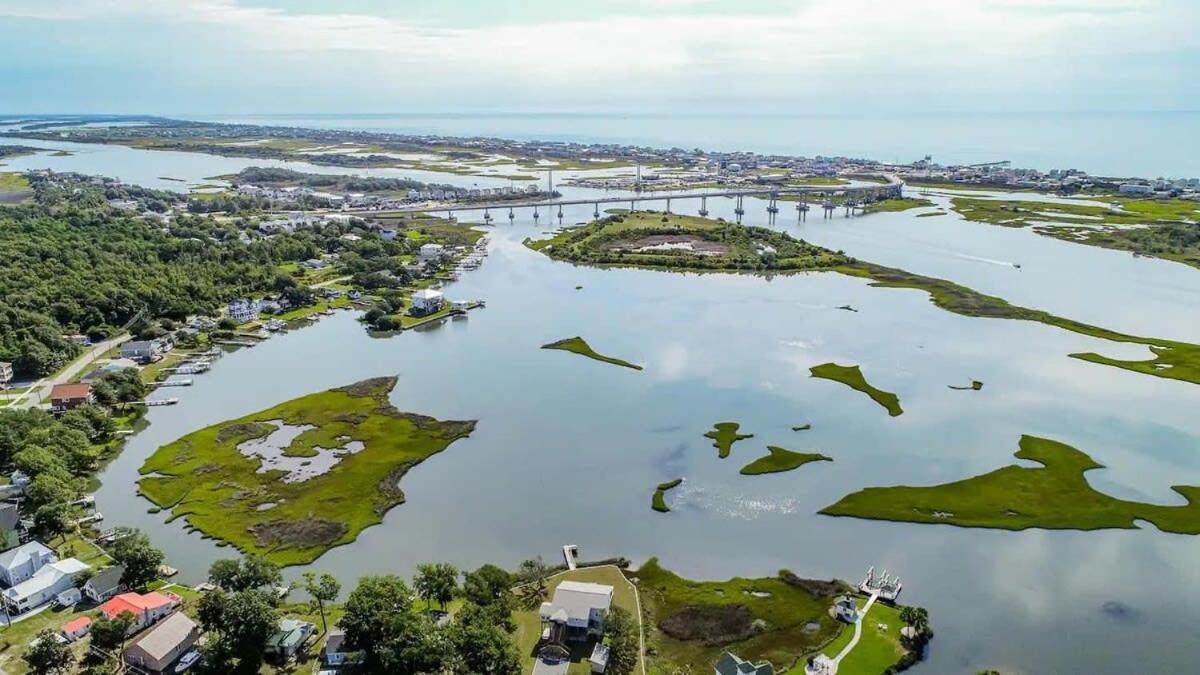 Surf 2br Model With Pool And Boat Ramp Access * Surf City